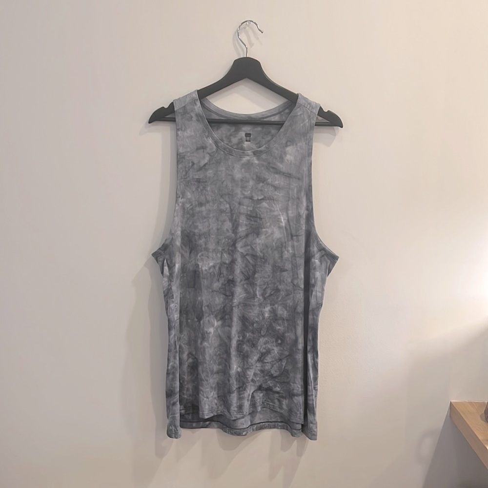 Lululemon men’s tank top- L